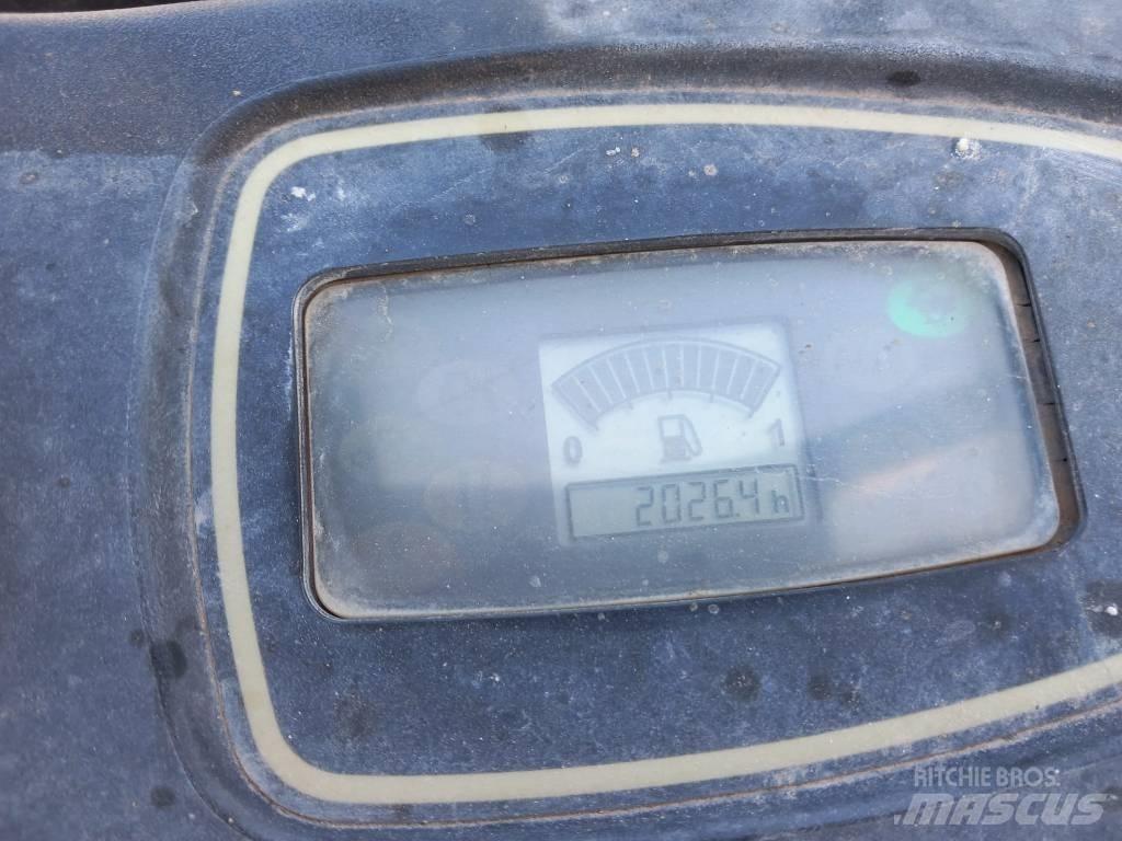 JCB 8030 ZTS 소형 굴삭기 7톤 미만