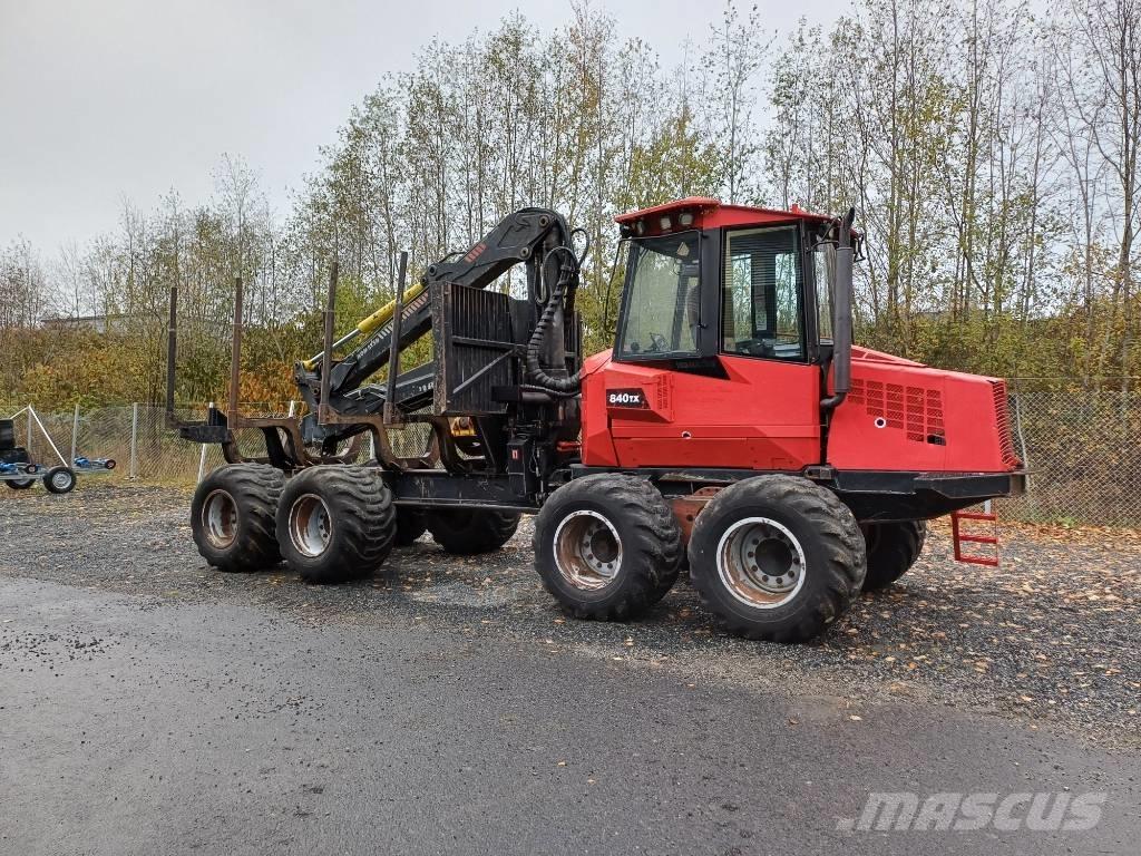 Komatsu 840 TX 원목 포워더