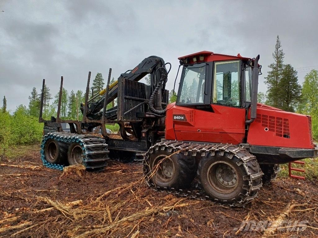 Komatsu 840 TX 원목 포워더