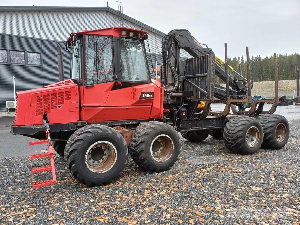 Komatsu 840 TX 원목 포워더