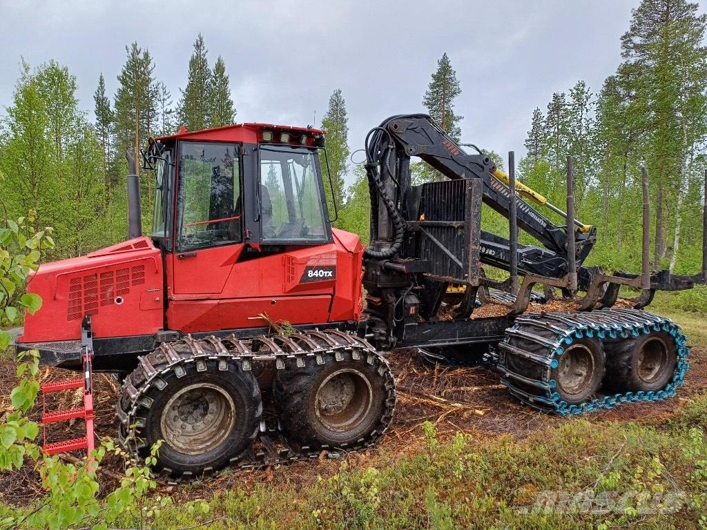 Komatsu 840 TX 원목 포워더