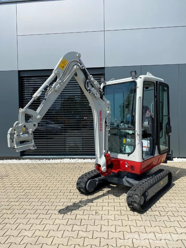 Takeuchi TB 320 소형 굴삭기 7톤 미만