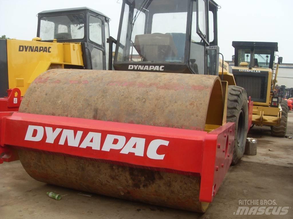Dynapac CA 251 D 싱글 드럼 롤러