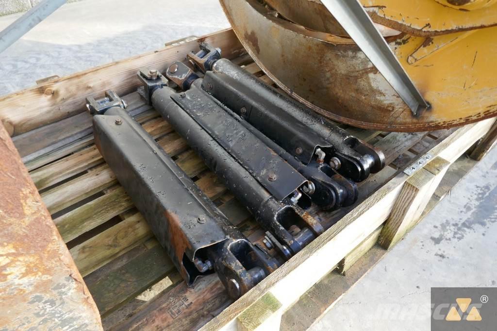 CAT 525D Grapple 운송 장비 - 기타