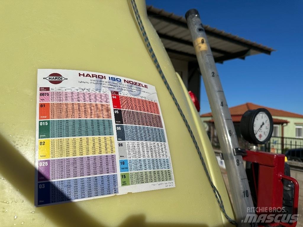 Hardi Ranger 2500 견인형 분무기