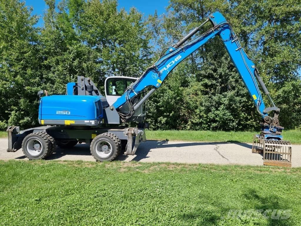 Fuchs MHL 250 폐기물/산업 처리기