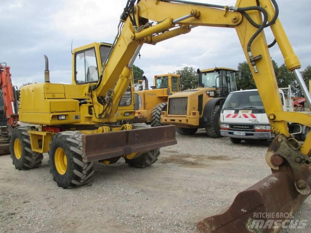 Komatsu PW 95 중형굴삭기 7톤-28톤