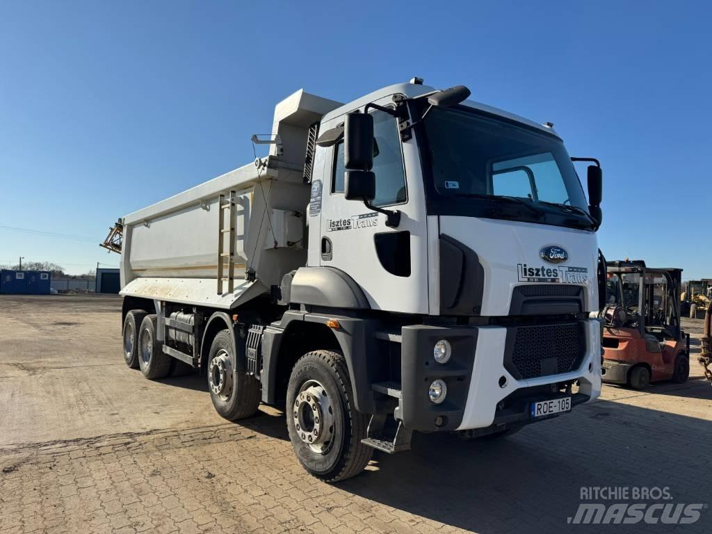 Ford Cargo 덤프 트럭