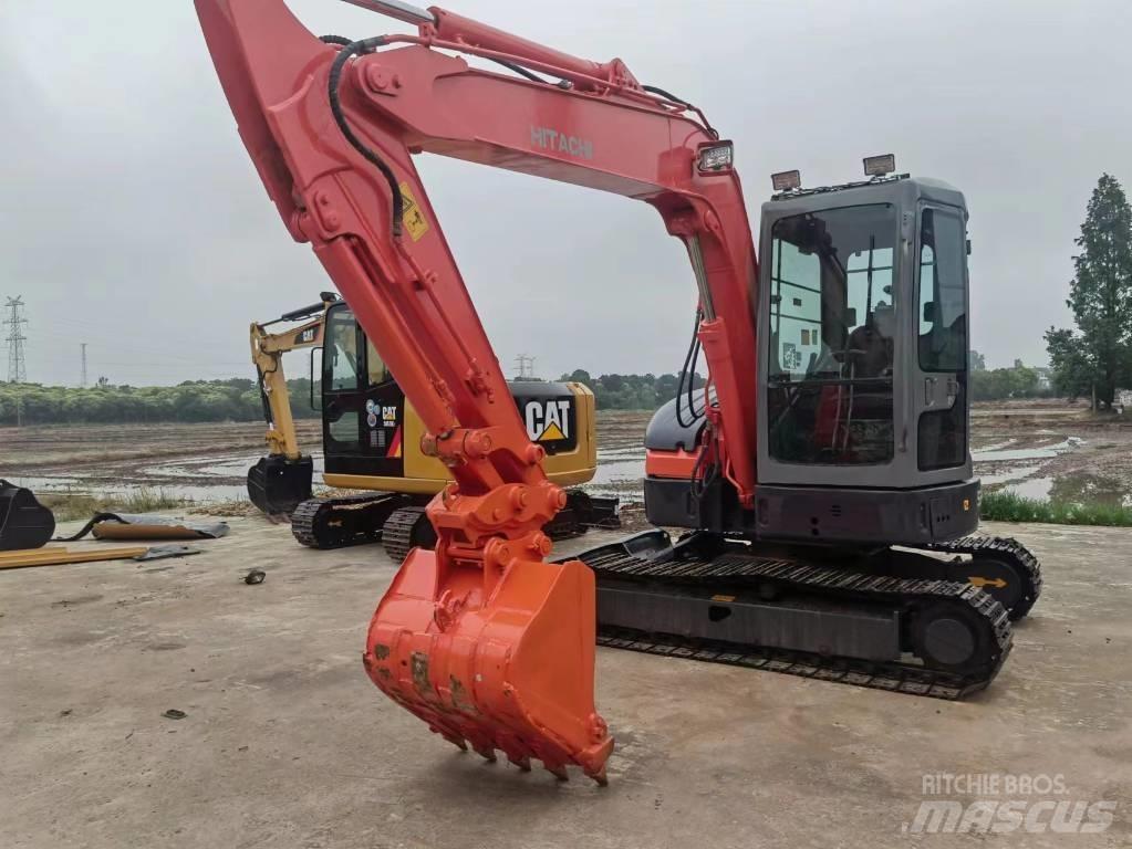 Hitachi ZX 55 UR 소형 굴삭기 7톤 미만