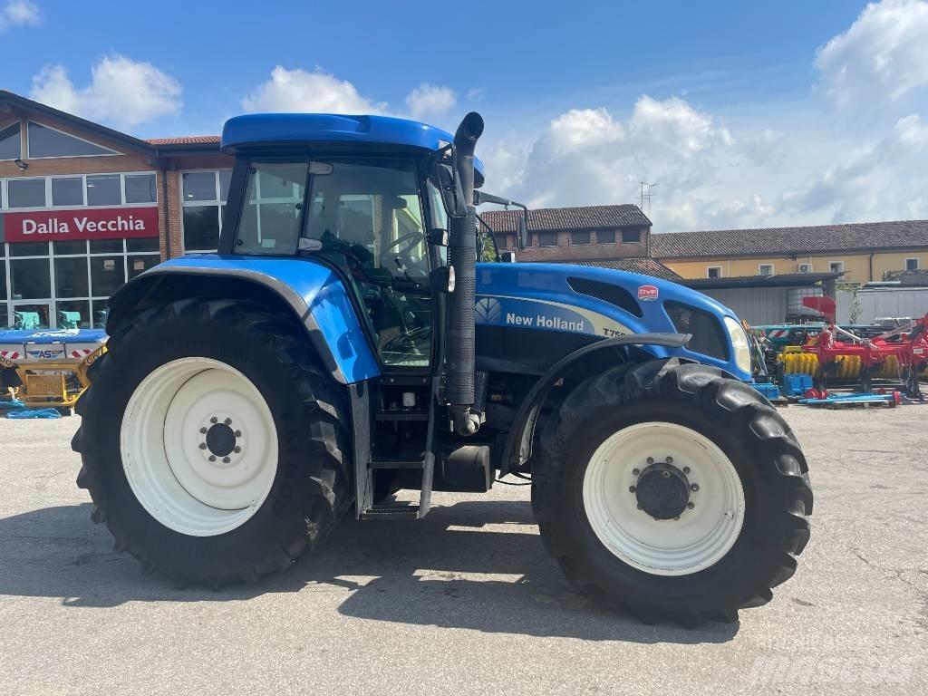 New Holland T 7550 트랙터
