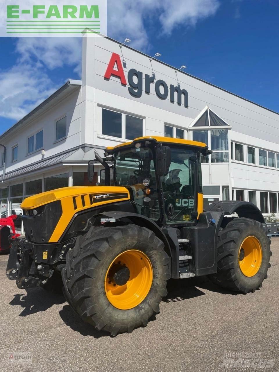 JCB fastrac 4220 트랙터