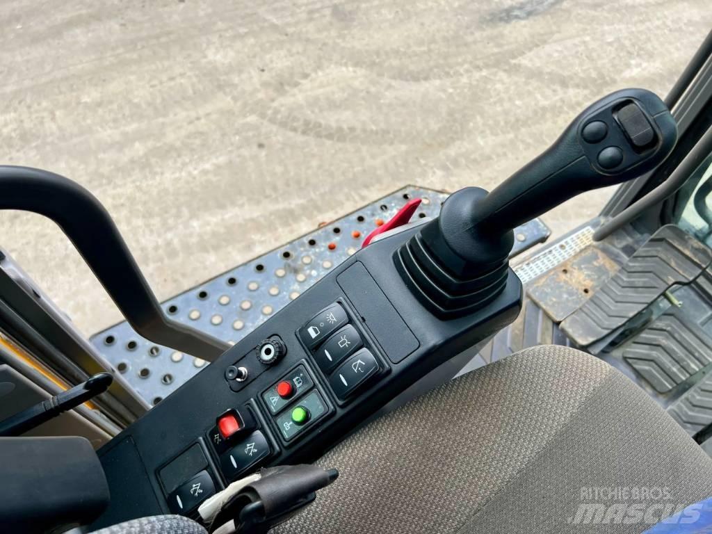 Volvo EC380E HR UHD 파쇄용 굴삭기