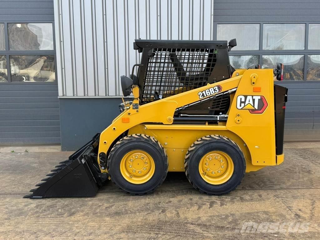 CAT 216B3  휠로우더