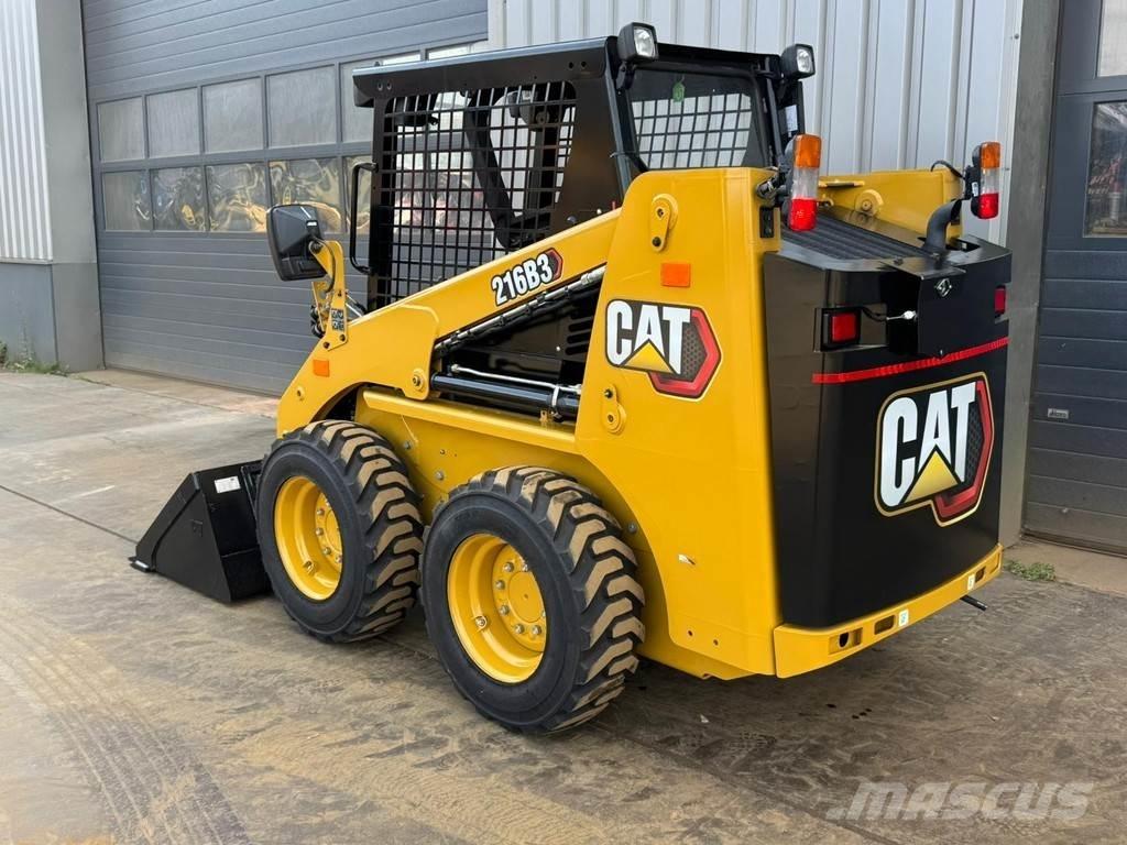 CAT 216B3  휠로우더