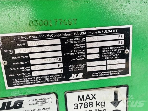 JLG 460 SJ 견인식 전동이동 리프트