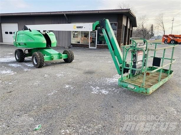 JLG 460 SJ 견인식 전동이동 리프트