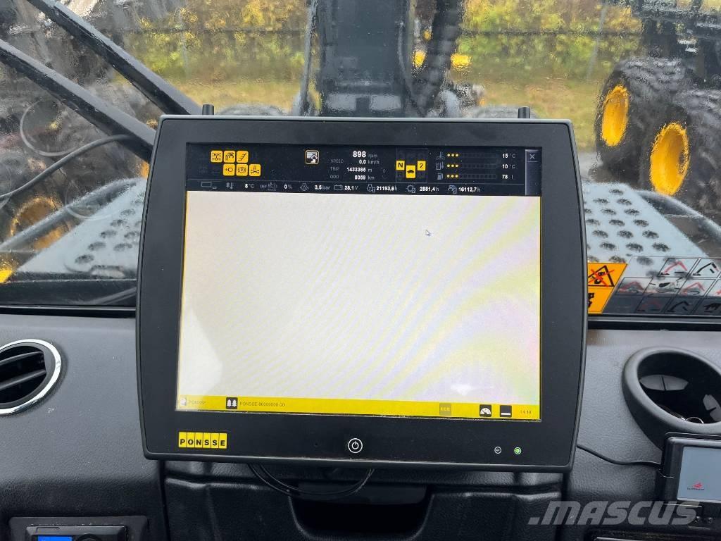 Ponsse Fox 원목 하베스터