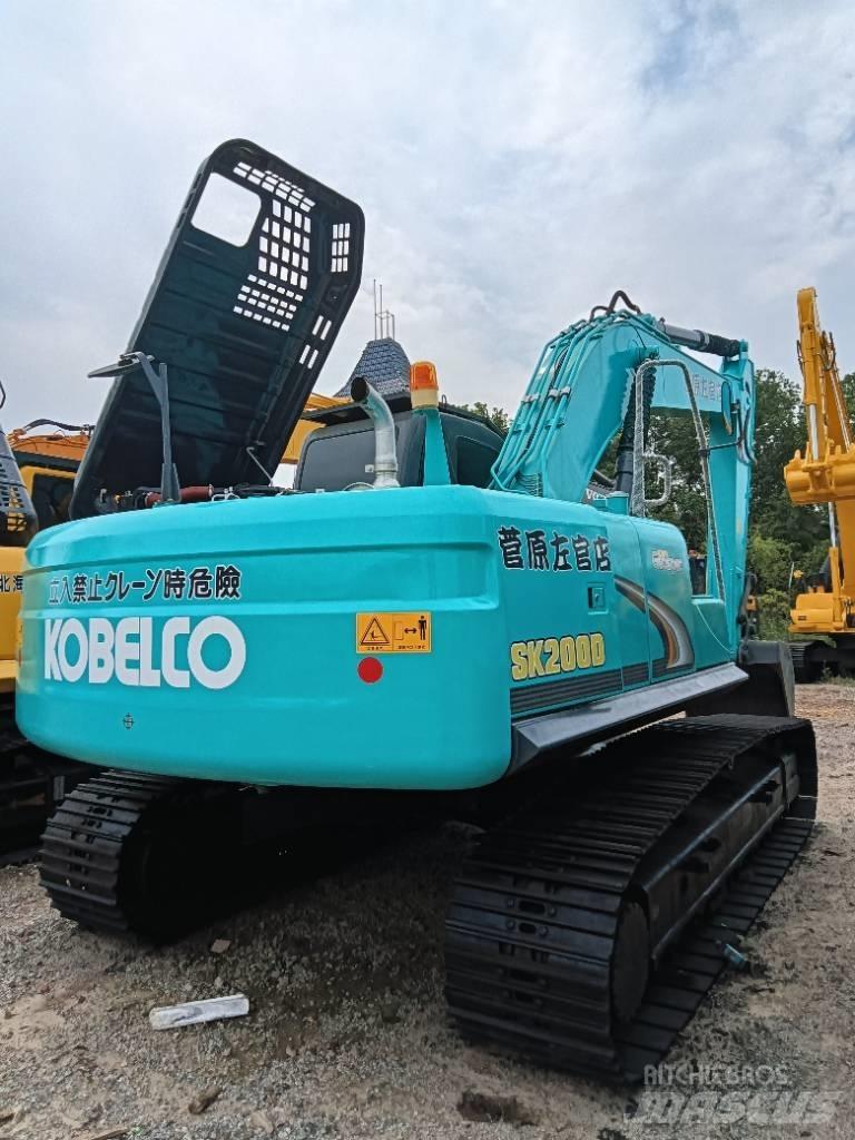 Kobelco SK 200D 중형굴삭기 7톤-28톤