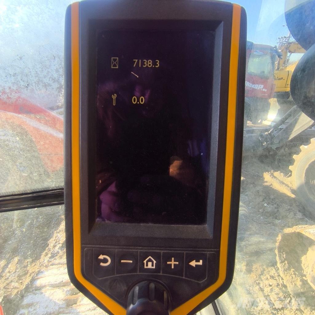 JCB JS 300 대형 굴삭기 29톤 이상