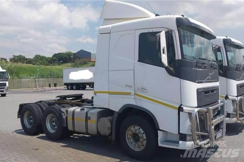 Volvo FH440 기타 트럭