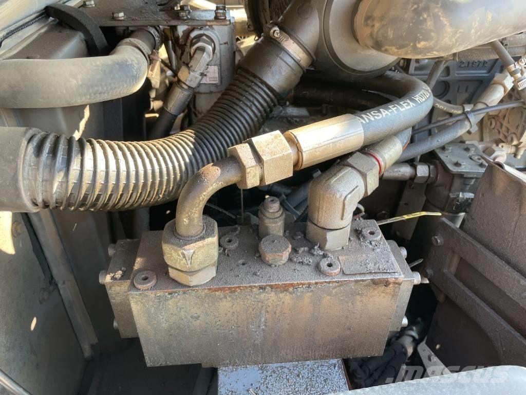 Hamm HD 13 VV 트윈 드럼 롤러