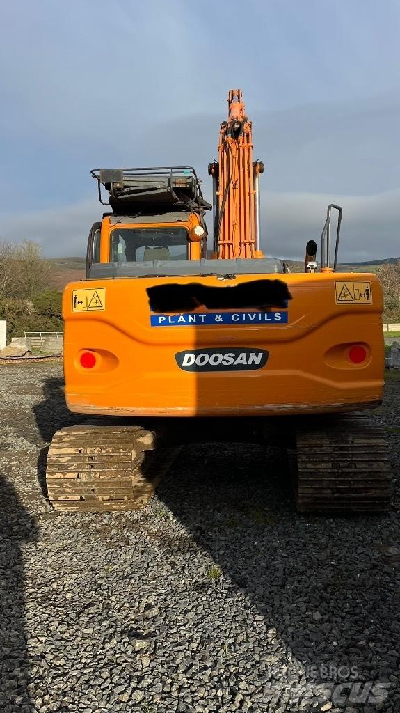 Doosan Dx140  휠 굴삭기