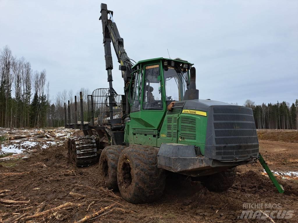 John Deere 1210 G 원목 포워더