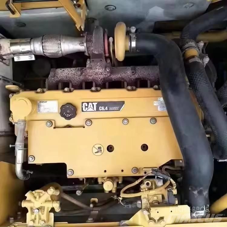 CAT 325 D 대형 굴삭기 29톤 이상