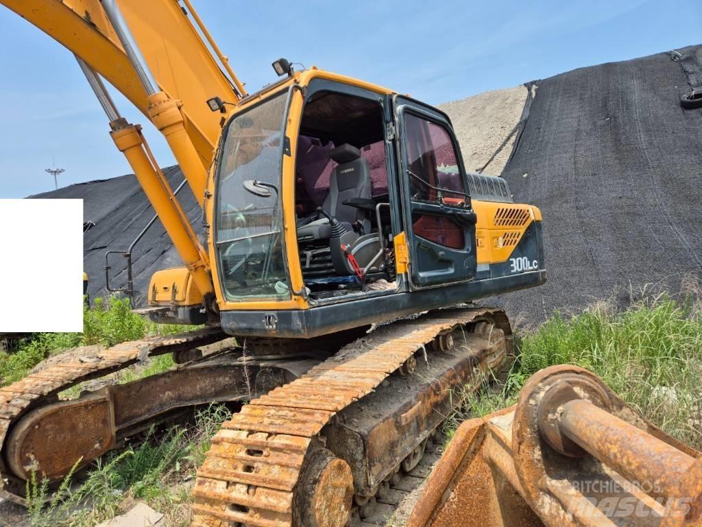 Hyundai Robex 300 LC 대형 굴삭기 29톤 이상