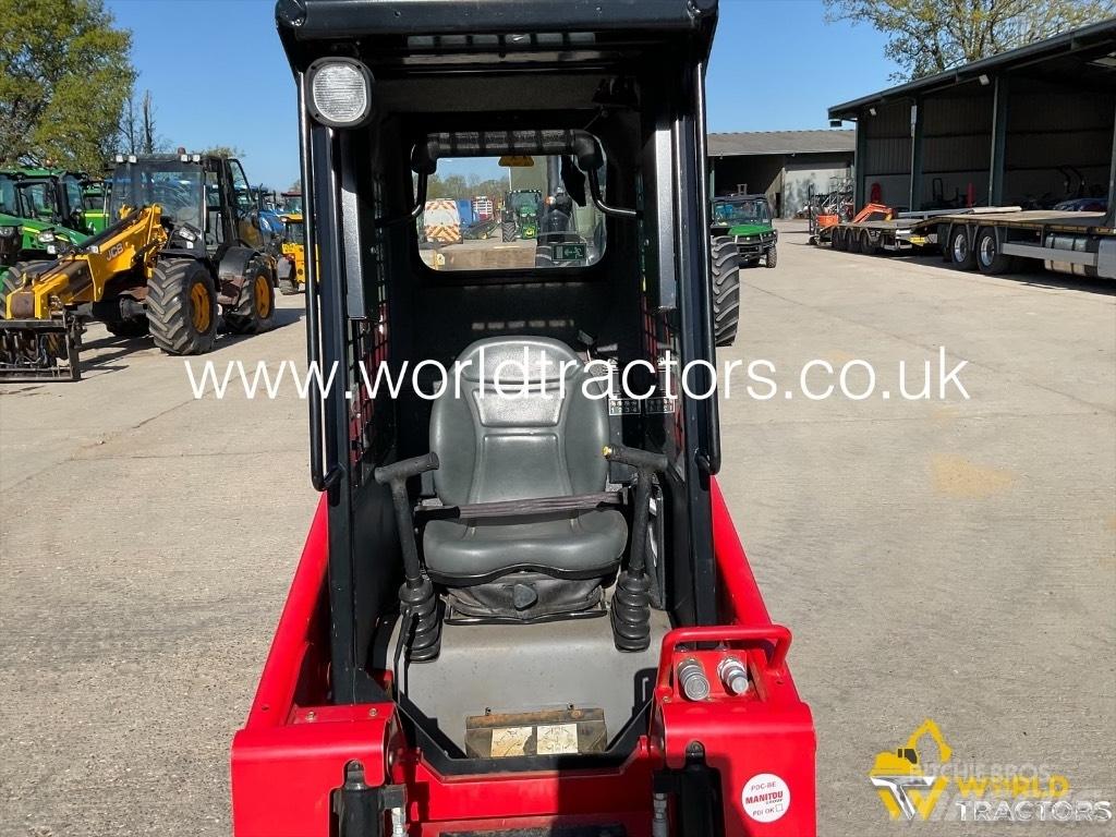 Manitou 850 R  스키드로더