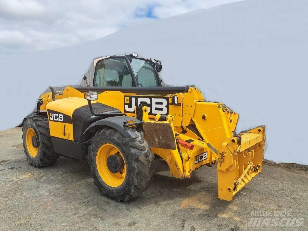 JCB 535-125 텔러 핸들러