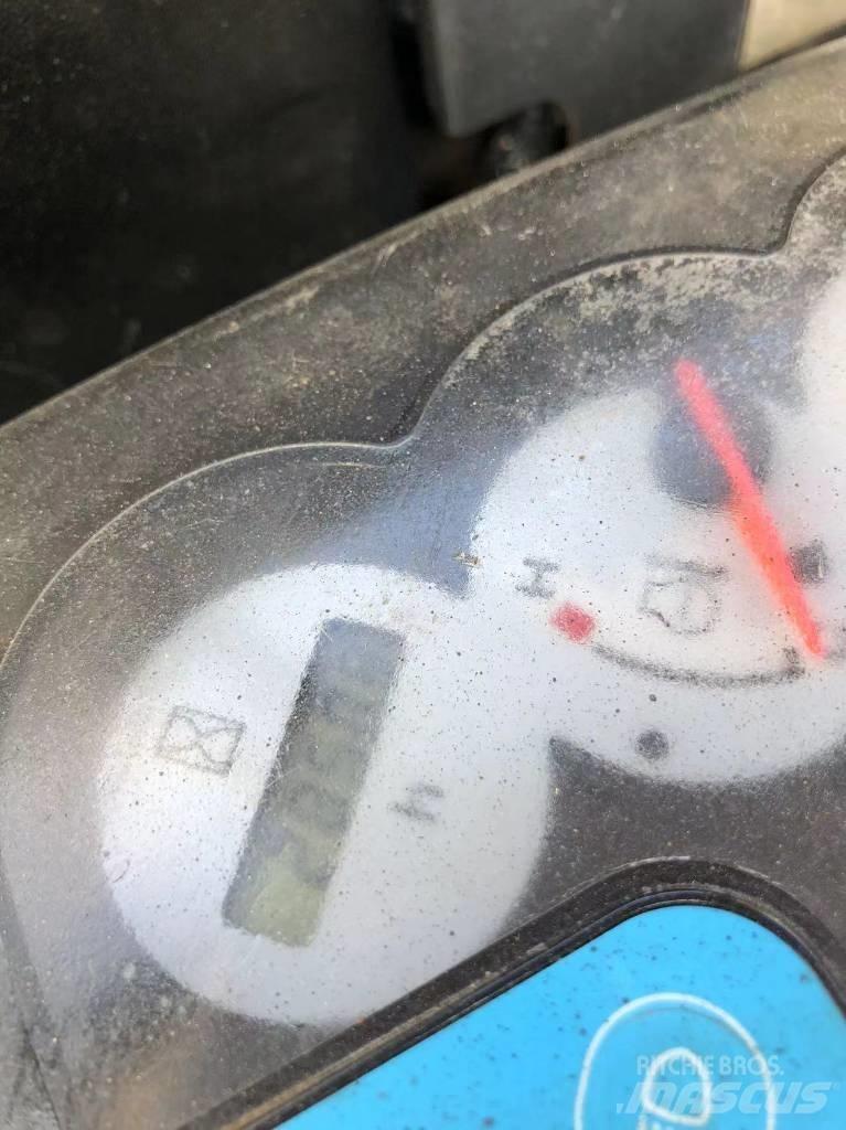Komatsu PC 55 MR 소형 굴삭기 7톤 미만