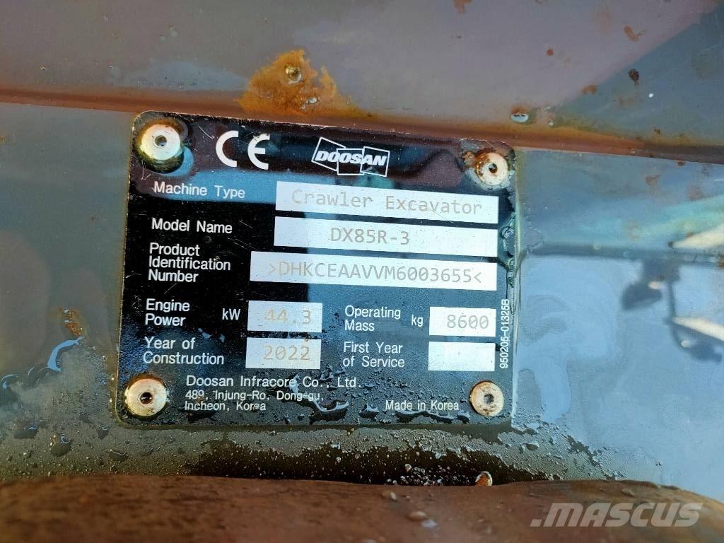 Doosan DX85R-3 소형 굴삭기 7톤 미만