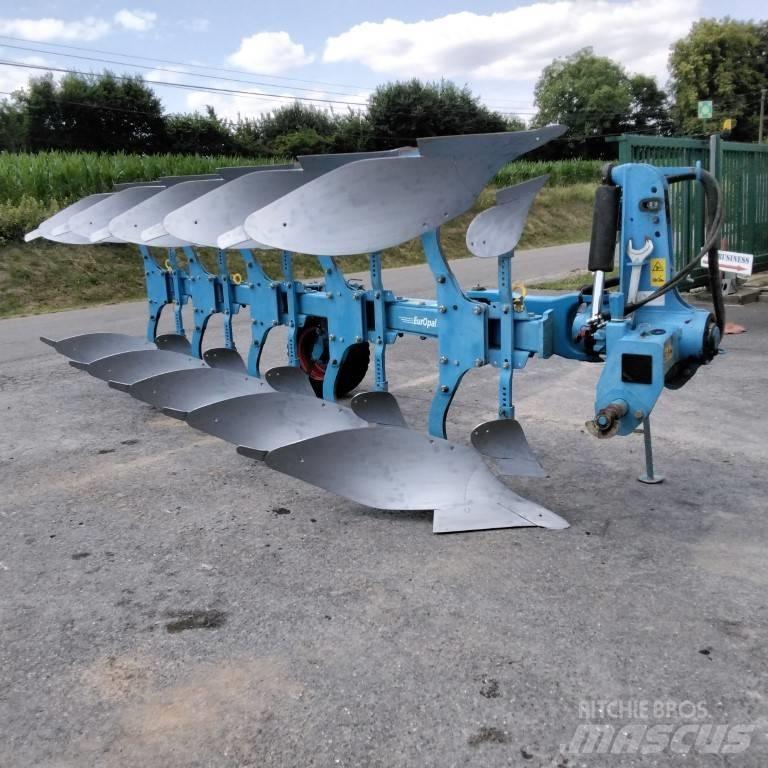 Lemken EurOpal 8 가역 플로우(쟁기)