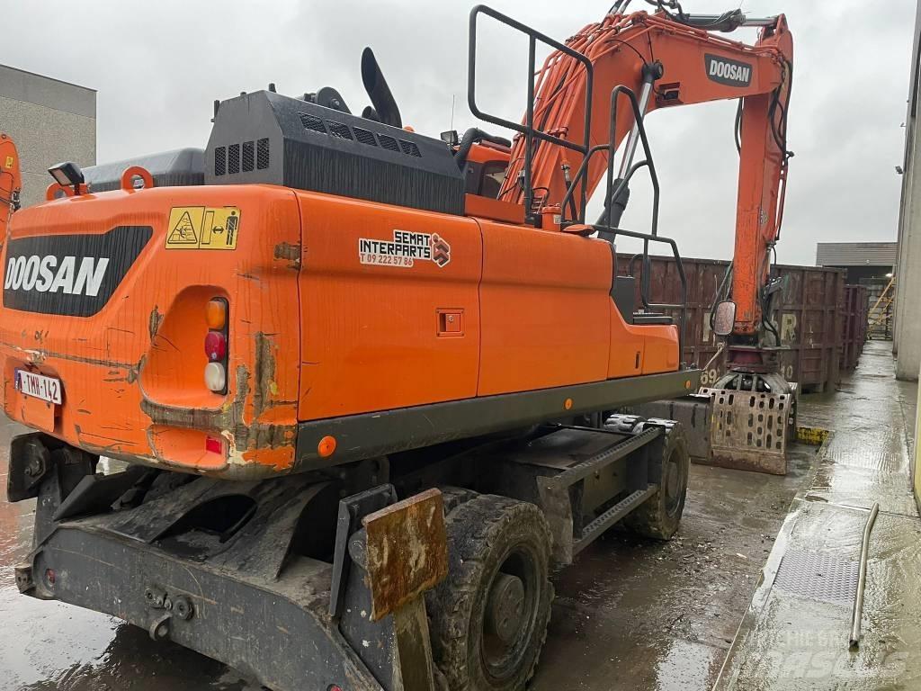 Doosan DX 210 W - 5  휠 굴삭기