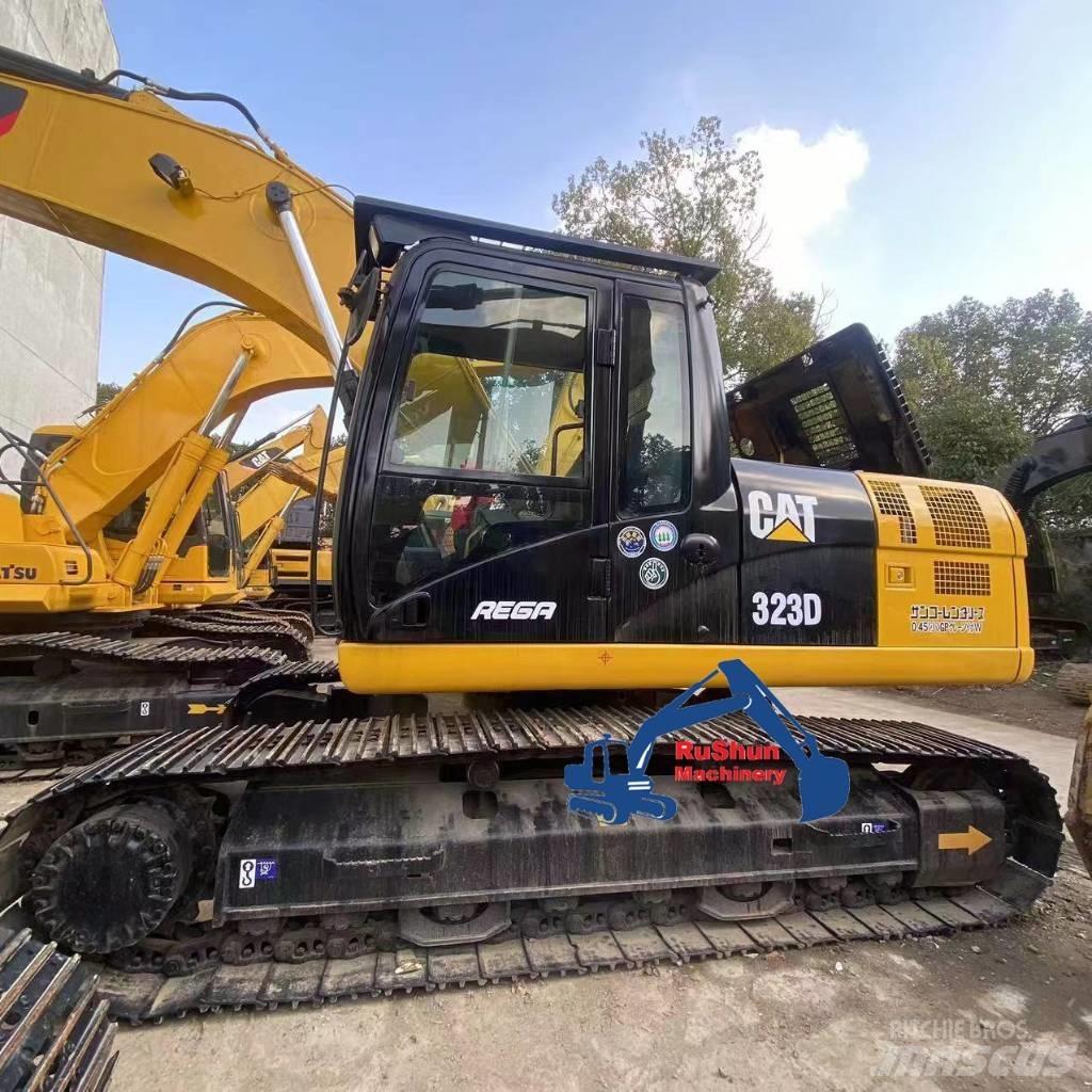 CAT 323D 대형 굴삭기 29톤 이상