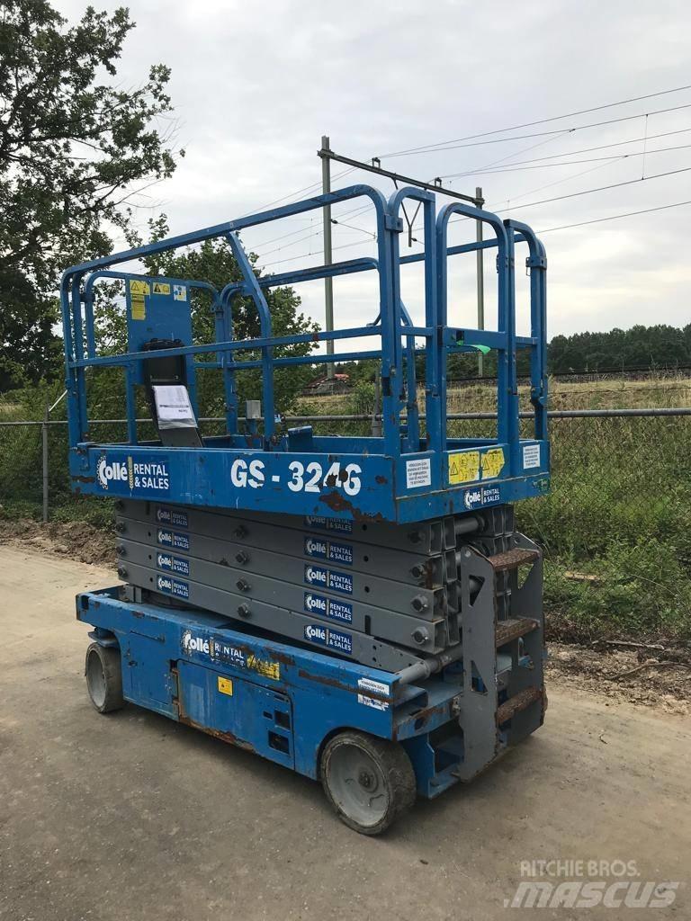 Genie GS 3246 가위형 리프트