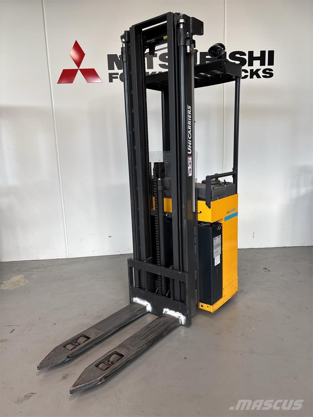 Atlet A160 보행식 리치 지게차