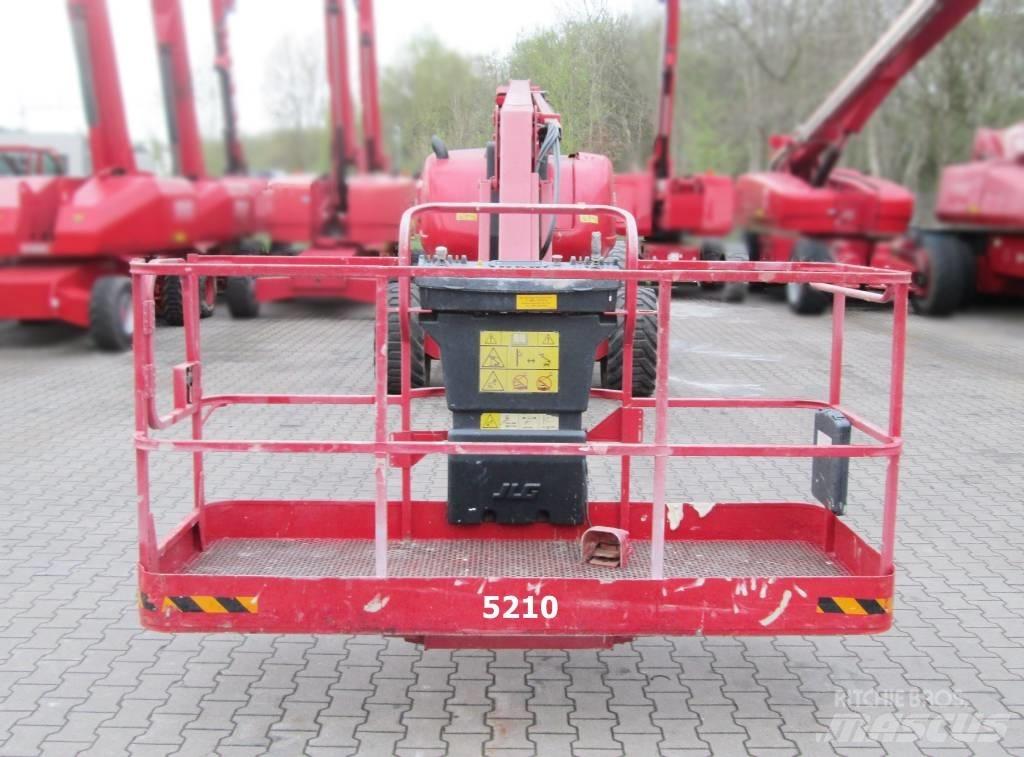 JLG 800 AJ 관절형 전동이동 리프트