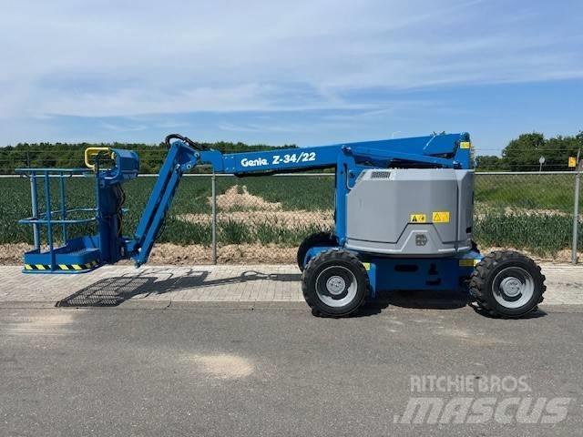 Genie Z 34/22 IC 관절형 전동이동 리프트
