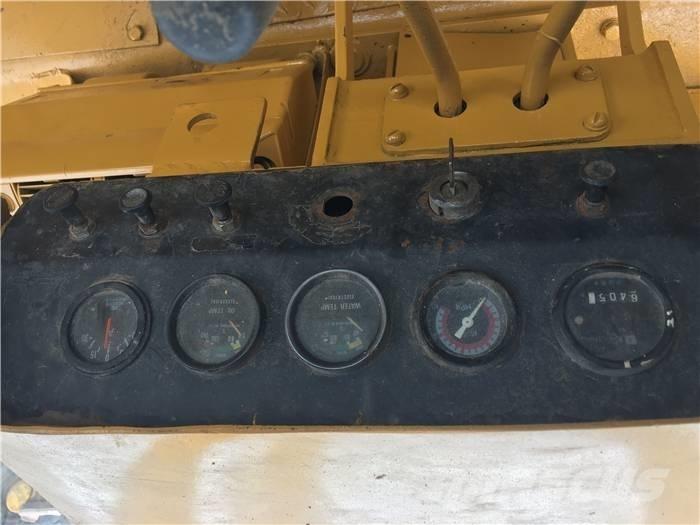 CAT D 7 G 크롤러 도저