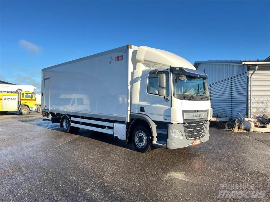 DAF CF 300 FA 4X2 탑차 트럭