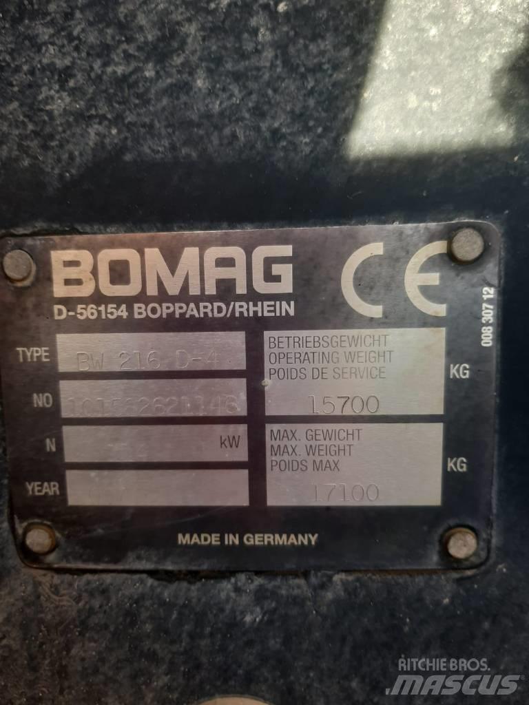 Bomag BW 216 D-4 토양 다짐기