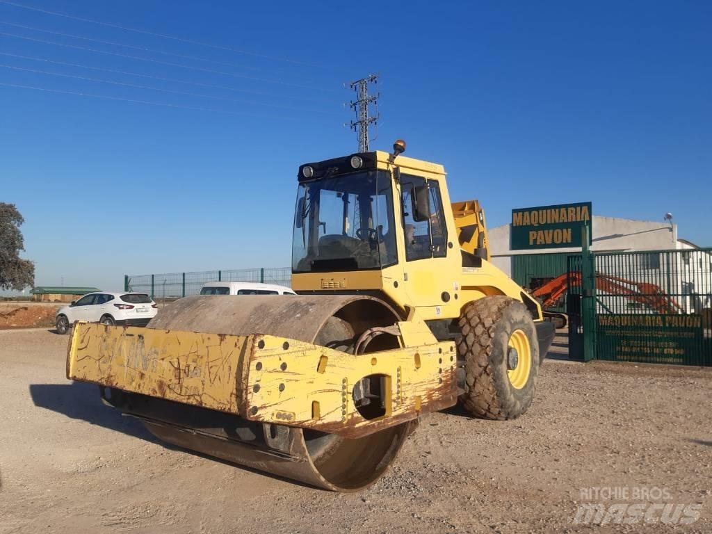 Bomag BW 216 D-4 토양 다짐기