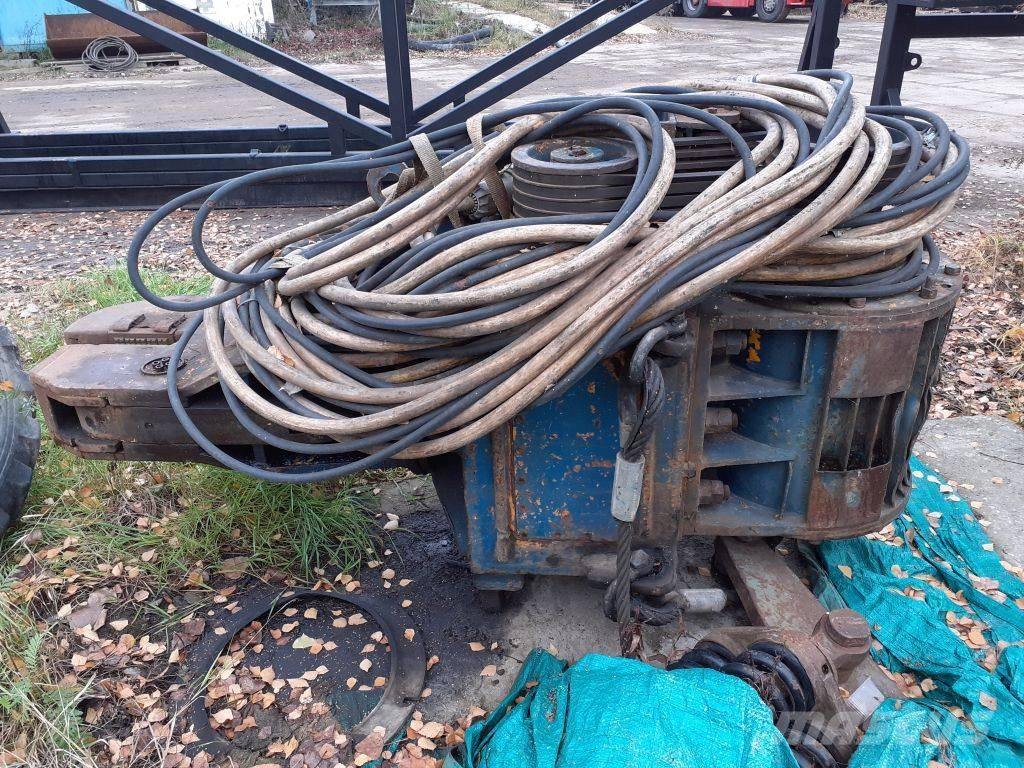 Tomen VM2-2000 유압 파일 해머