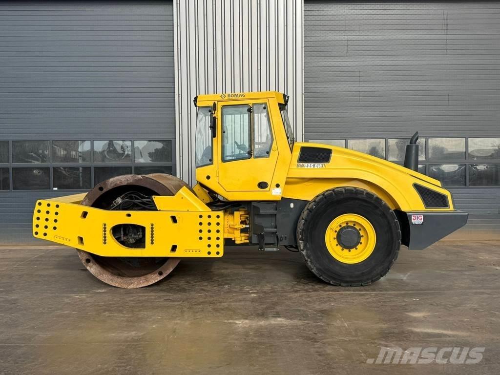 Bomag BW226 싱글 드럼 롤러