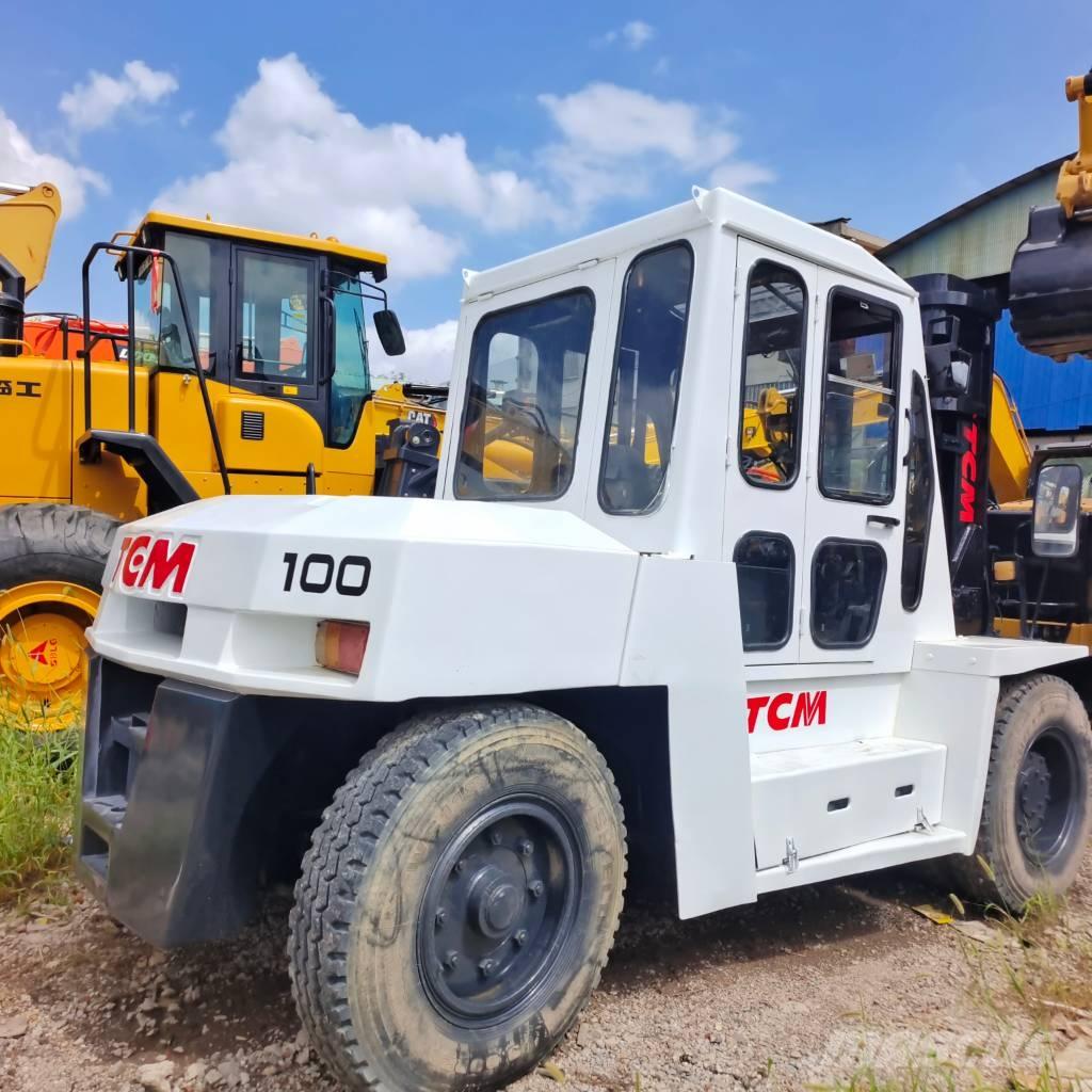 TCM FD 100 디젤 지게차
