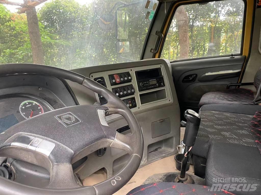 XCMG XCT100 A/T 크레인