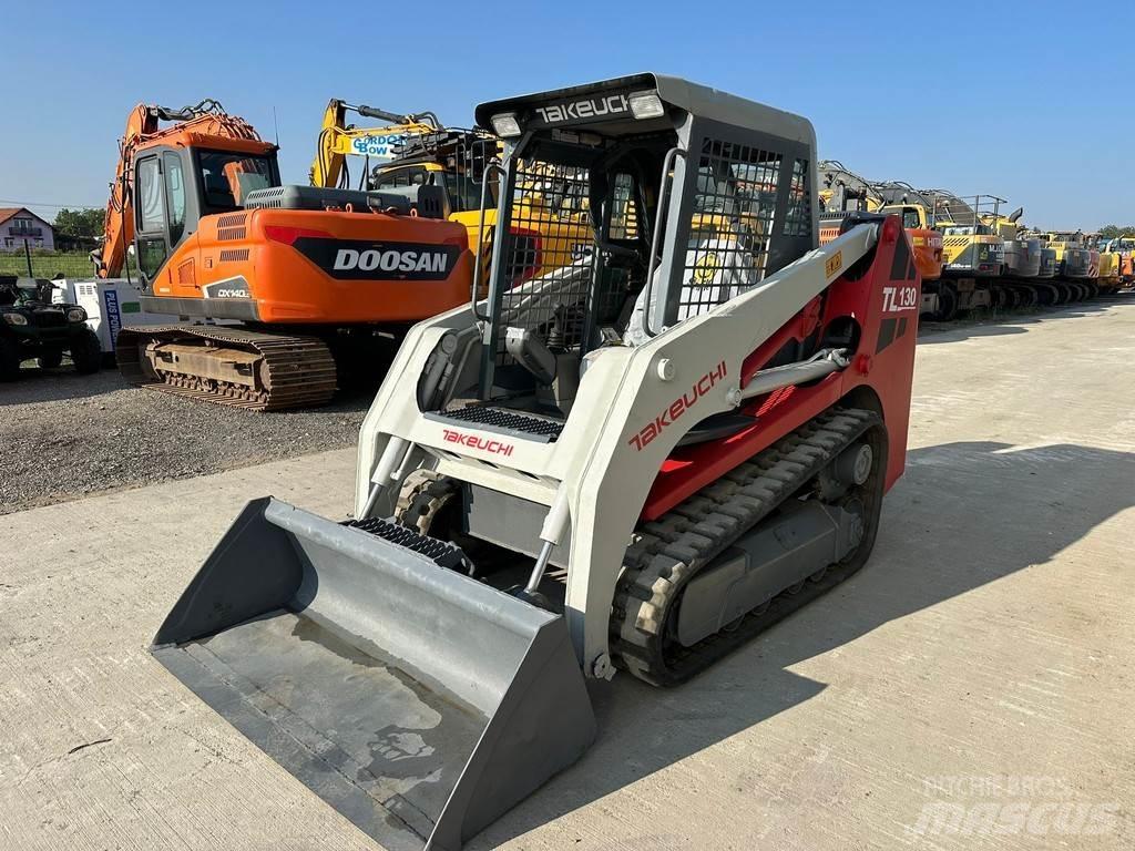 Takeuchi TL130 크롤러 도저