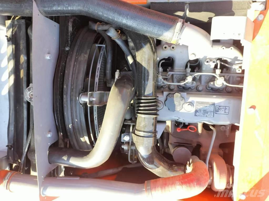 Hitachi ZX 120 대형 굴삭기 29톤 이상